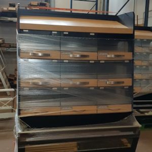 ESPOSITORE PANE MURALE